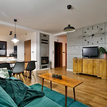 Holiday home Dom Swierszczem Glosny Gabon