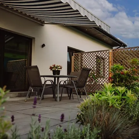 Holiday home Dom Swierszczem Glosny